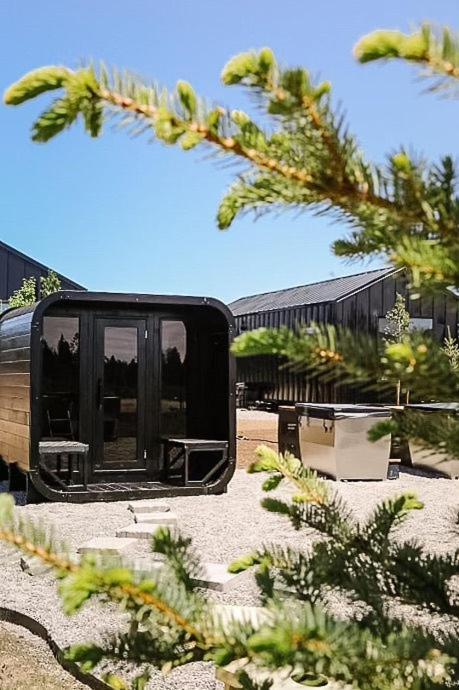 איילנד פארק Yellowstone Peaks Hotel מראה חיצוני תמונה