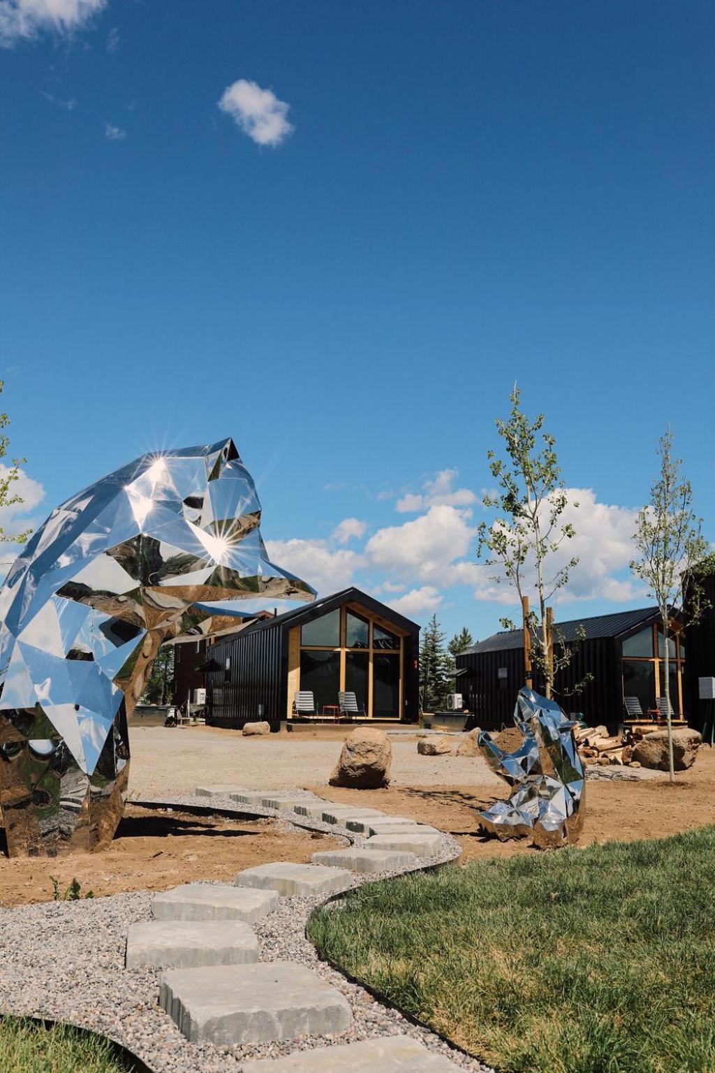 איילנד פארק Yellowstone Peaks Hotel מראה חיצוני תמונה